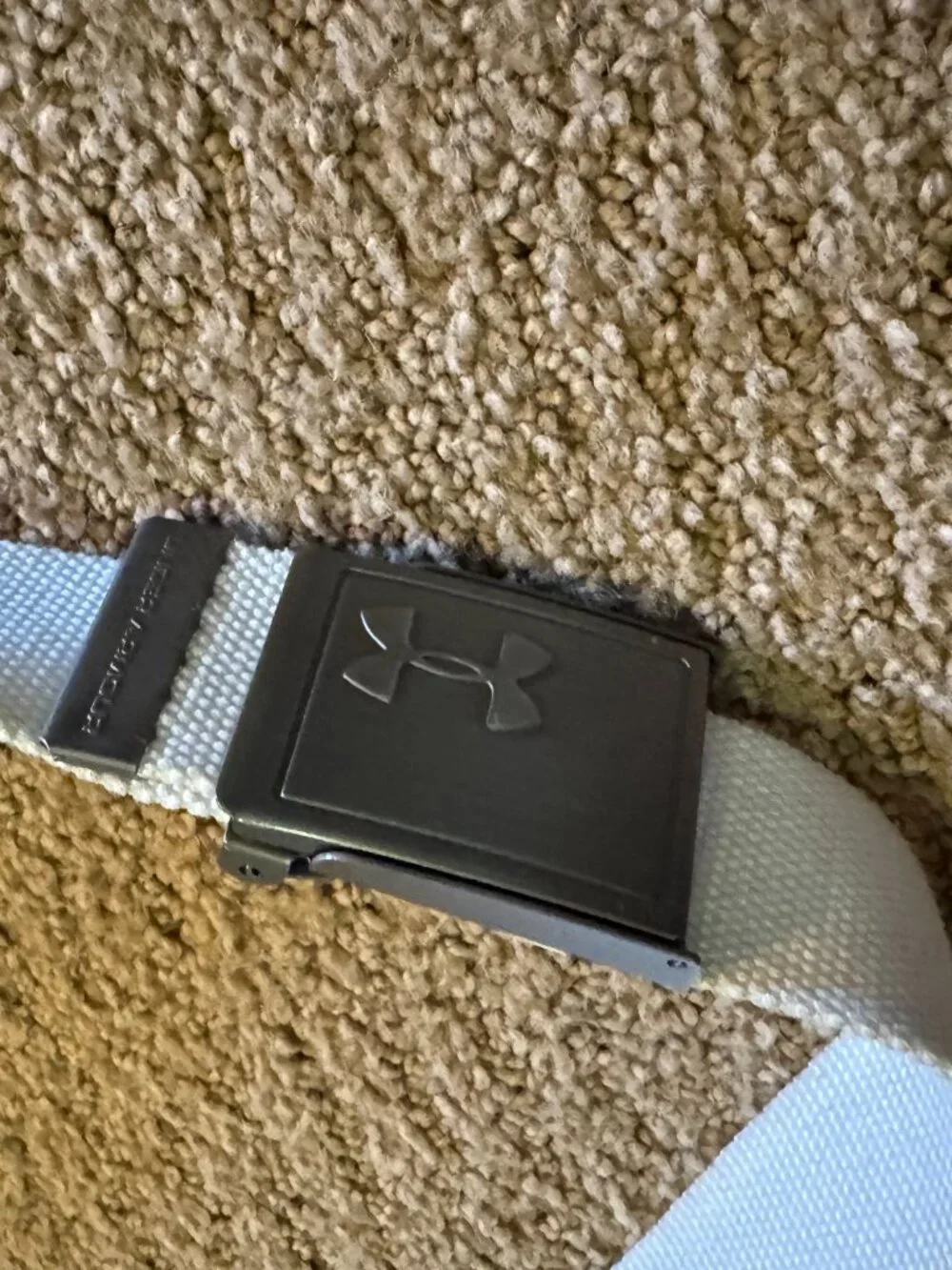 Under Armor White and Grey/Navy Blue Reversible Belt 38